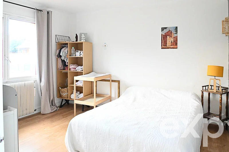 Maison - 330 m² - 13 pièces