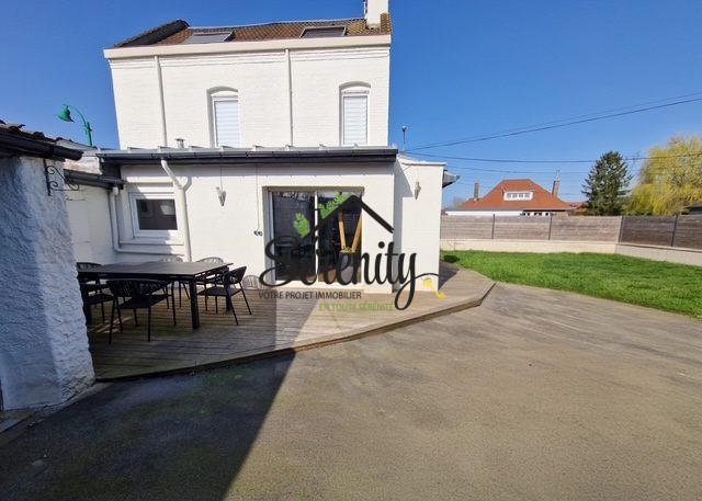 Maison - 135 m² - 6 pièces