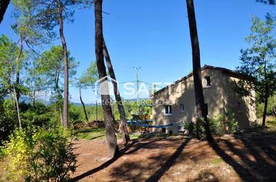 Maison - 84 m² - 4 pièces