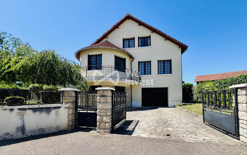 Maison - 183 m² - 7 pièces