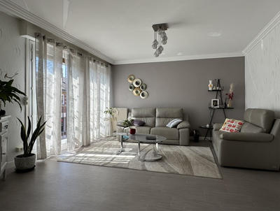 Appartement - 108 m² - 4 pièces
