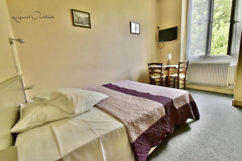 Maison ancienne - 427 m² - 14 pièces