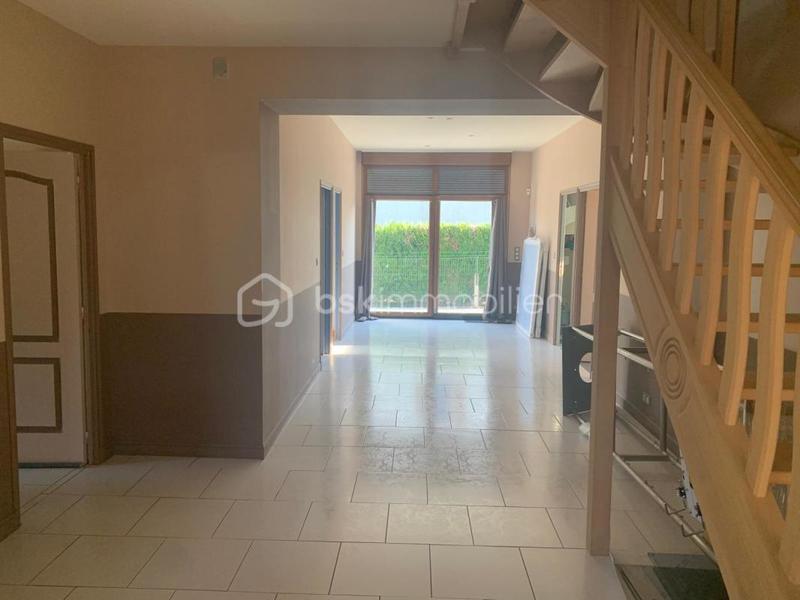 Propriété - 284 m² - 10 pièces