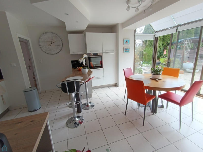 Maison - 119 m² - 8 pièces