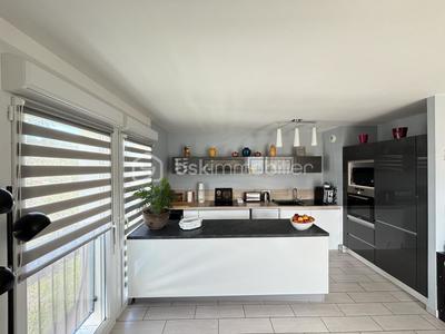 Appartement - 81 m² - 4 pièces