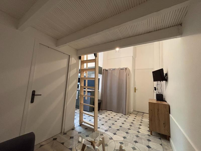 Appartement - 18 m² - 1 pièce