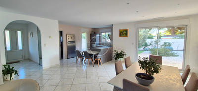 Villa - 160 m² - 6 pièces