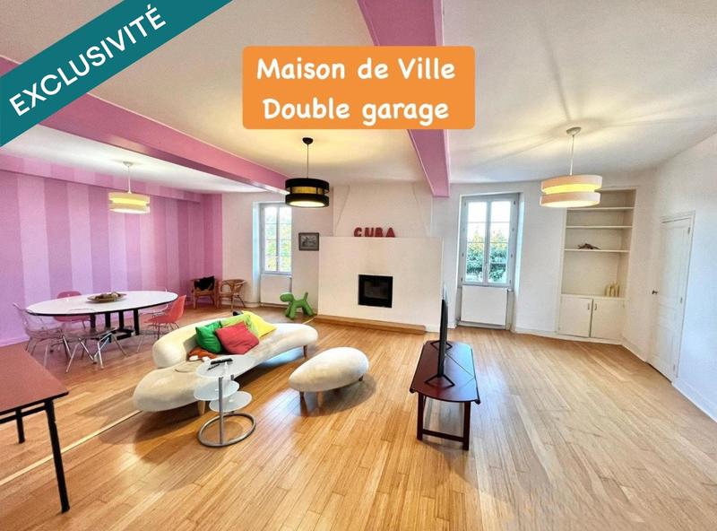 Maison - 208 m² - 9 pièces