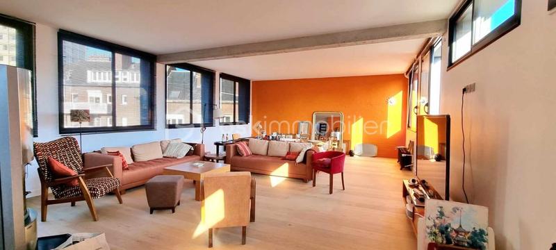 Loft - 163 m² - 4 pièces