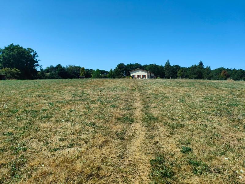 Maison - 243 m² - 9 pièces