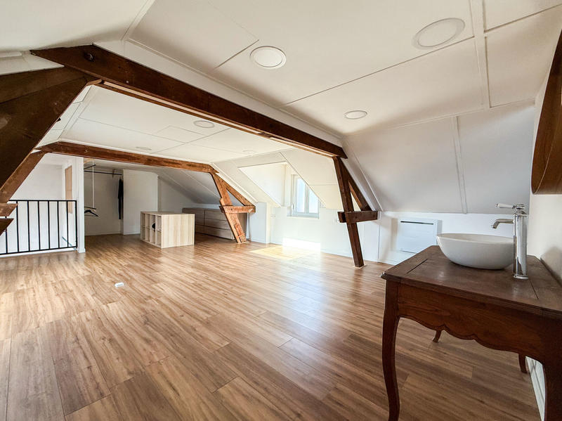 Maison - 166 m² - 6 pièces