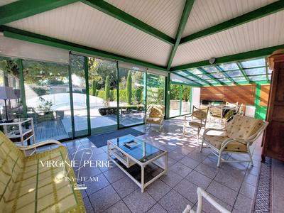 Maison - 143 m² - 5 pièces