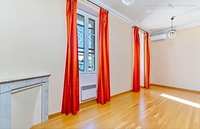 Bastide - 300 m² - 7 pièces