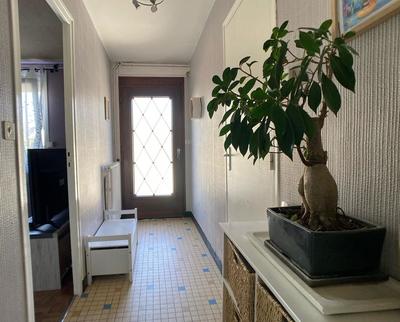 Maison - 94 m² - 6 pièces