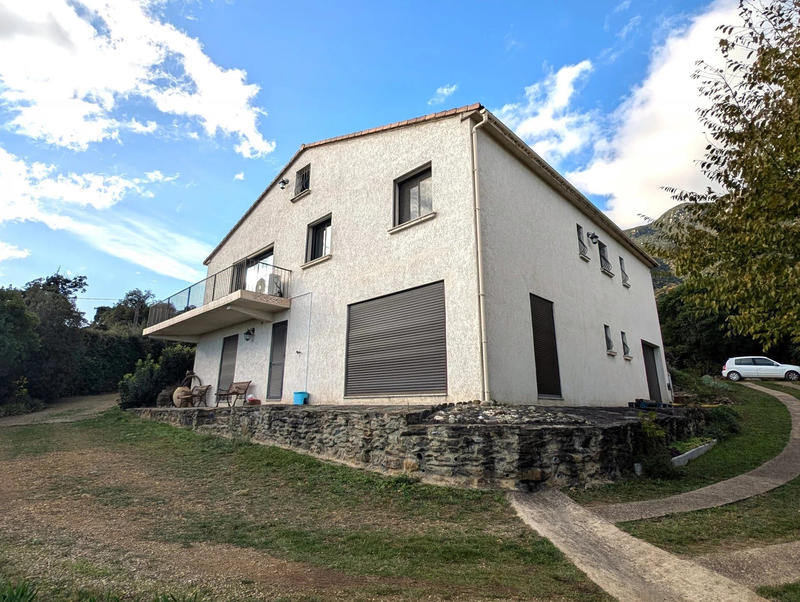 Villa - 220 m² - 7 pièces