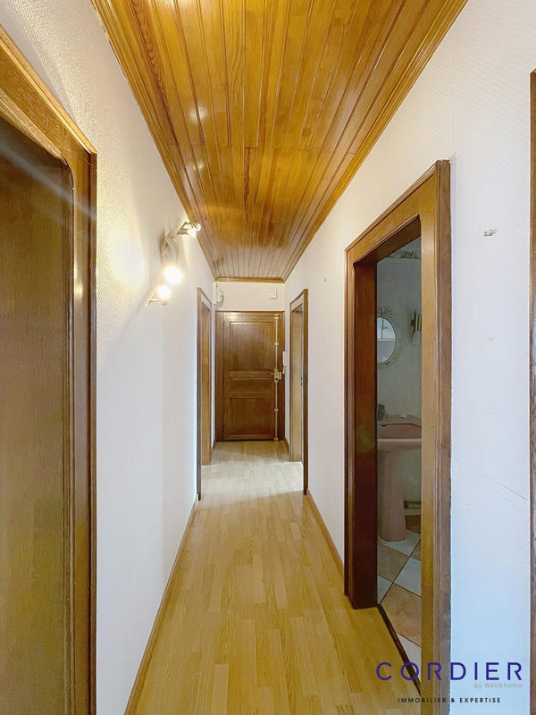 Appartement - 79 m² - 4 pièces