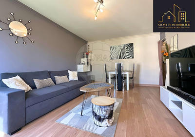 Appartement - 79 m² - 4 pièces