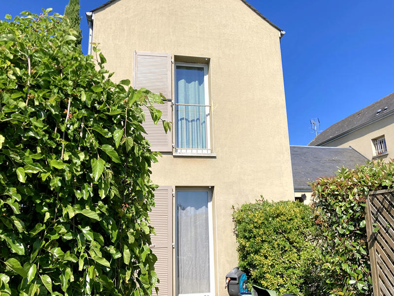 Maison - 102 m² - 4 pièces