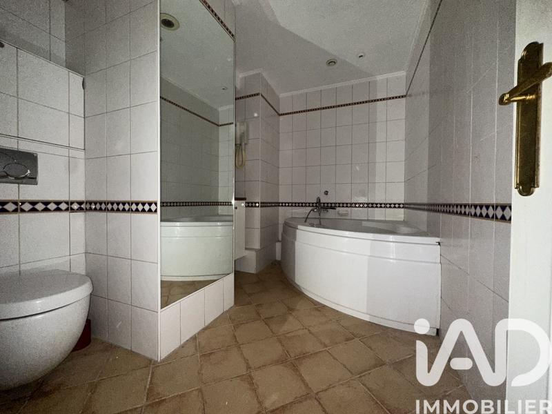 Appartement - 105 m² - 5 pièces