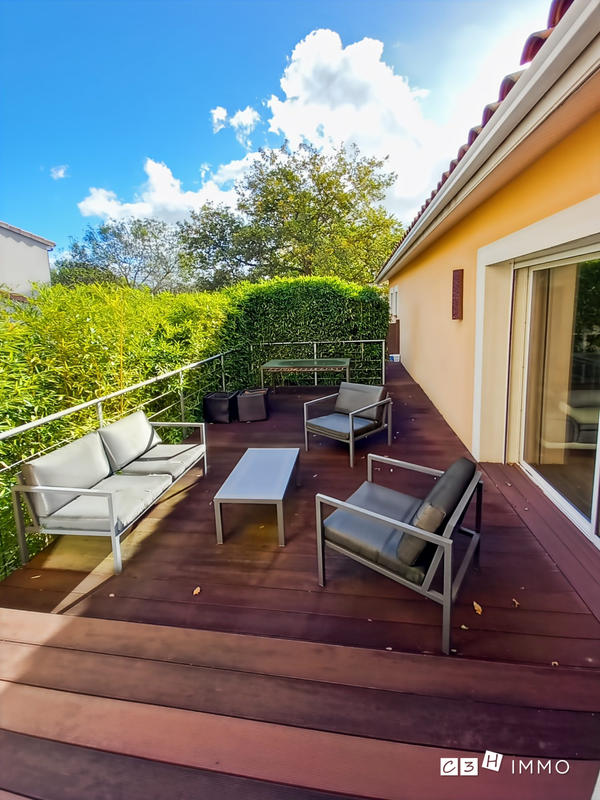 Villa - 140 m² - 6 pièces