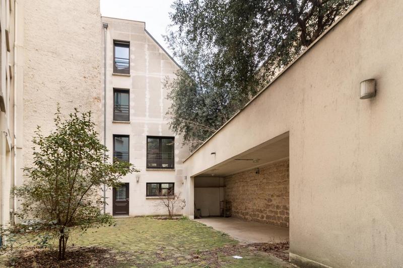 Maison - 185 m² - 9 pièces