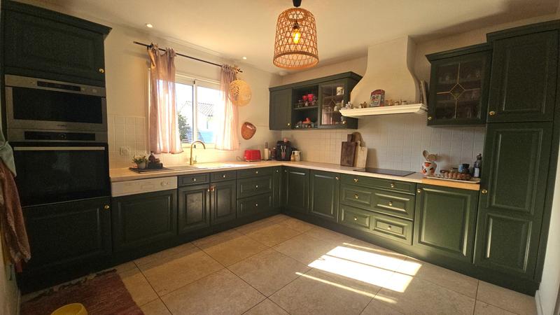 Maison - 138 m² - 4 pièces