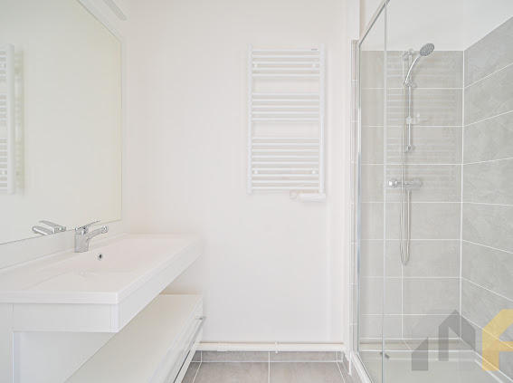 Appartement - 85 m² - 4 pièces