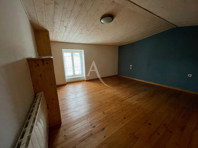 Maison - 56 m² - 4 pièces