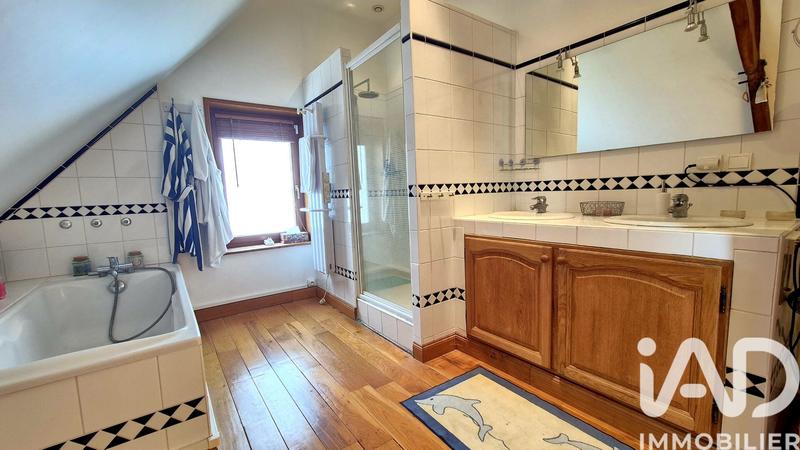 Maison de village - 160 m² - 7 pièces