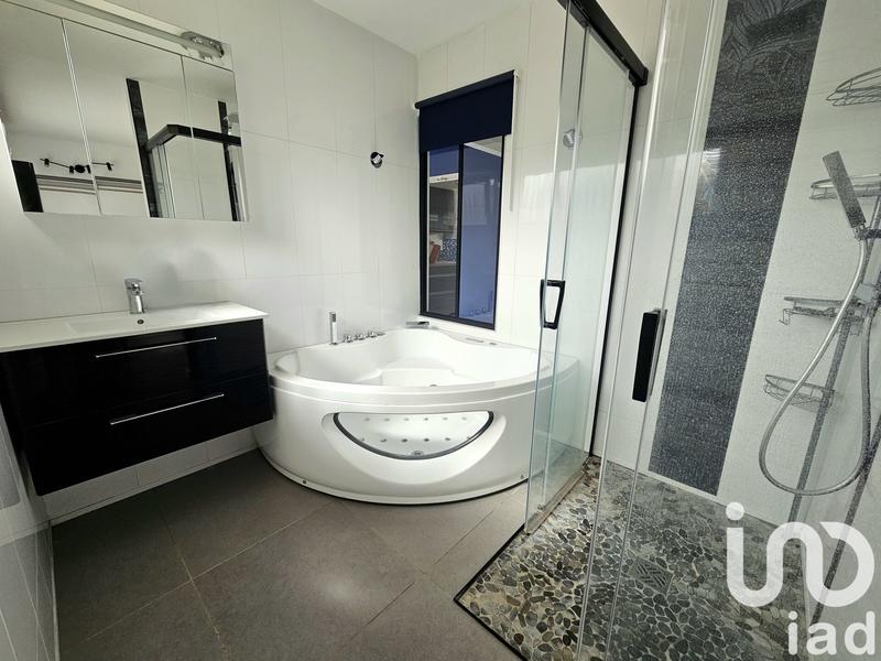 Maison - 134 m² - 6 pièces