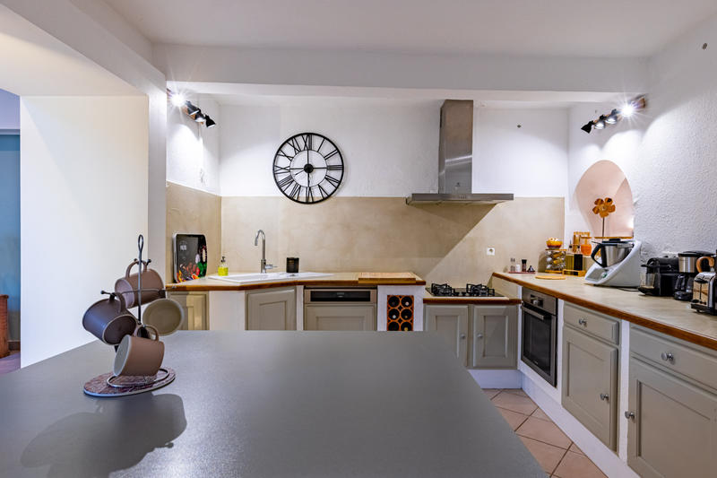 Maison - 191 m² - 6 pièces