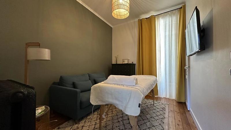 Propriété - 207 m² - 9 pièces