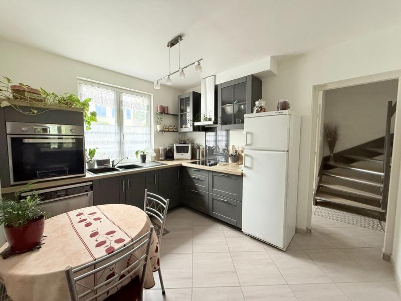 Maison - 110 m² - 4 pièces