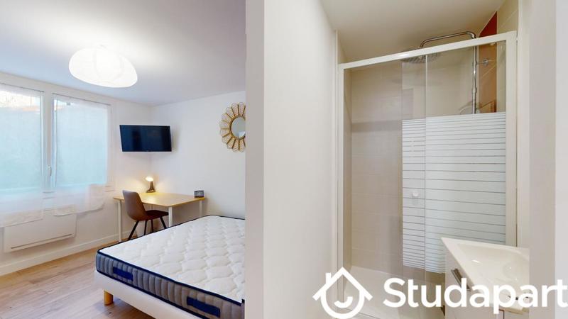 Chambre - 12 m² - 1 pièce