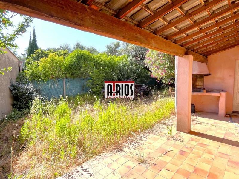 Local d'activité / Entrepôt - 169 m²