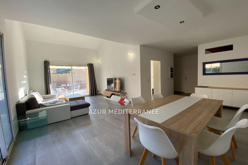 Maison - 98 m² - 4 pièces