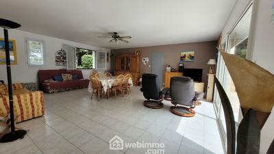 Maison - 123 m² - 5 pièces