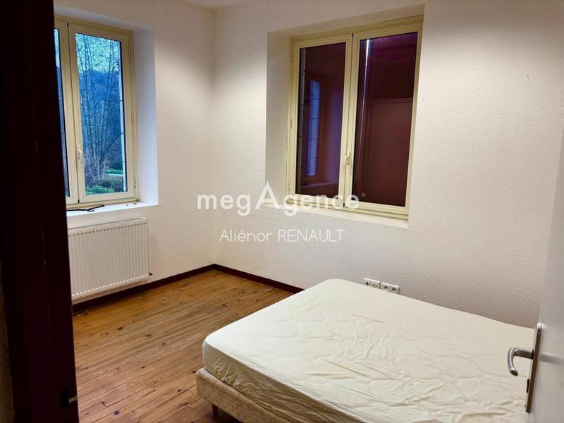 Local commercial - 1 500 m² - 14 pièces