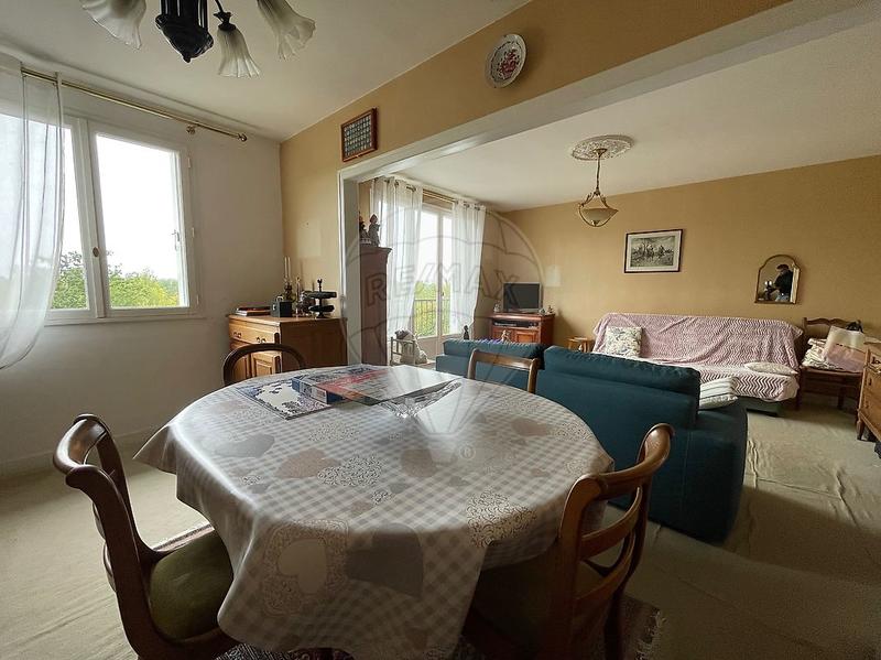 Appartement - 77 m² - 4 pièces