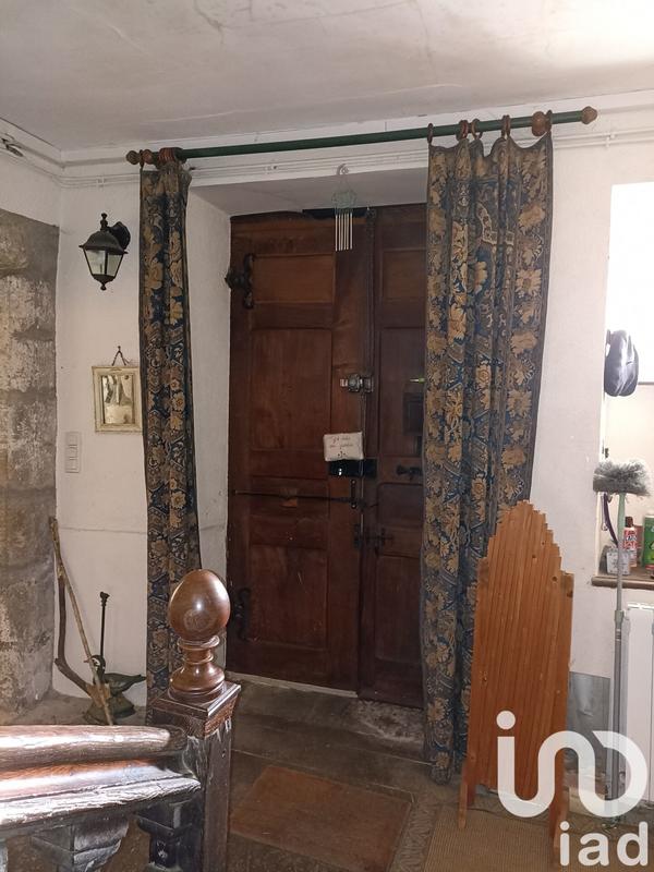 Maison - 330 m² - 8 pièces