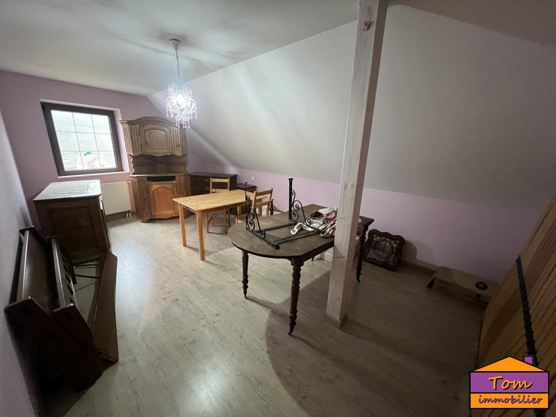 Maison traditionnelle - 260 m² - 7 pièces