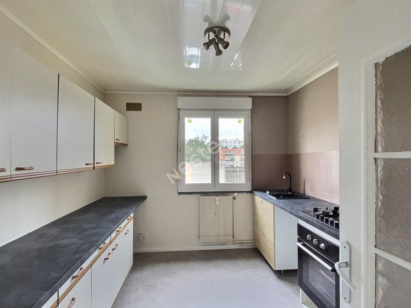 Appartement - 75 m² - 3 pièces