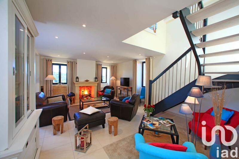 Maison - 760 m² - 21 pièces