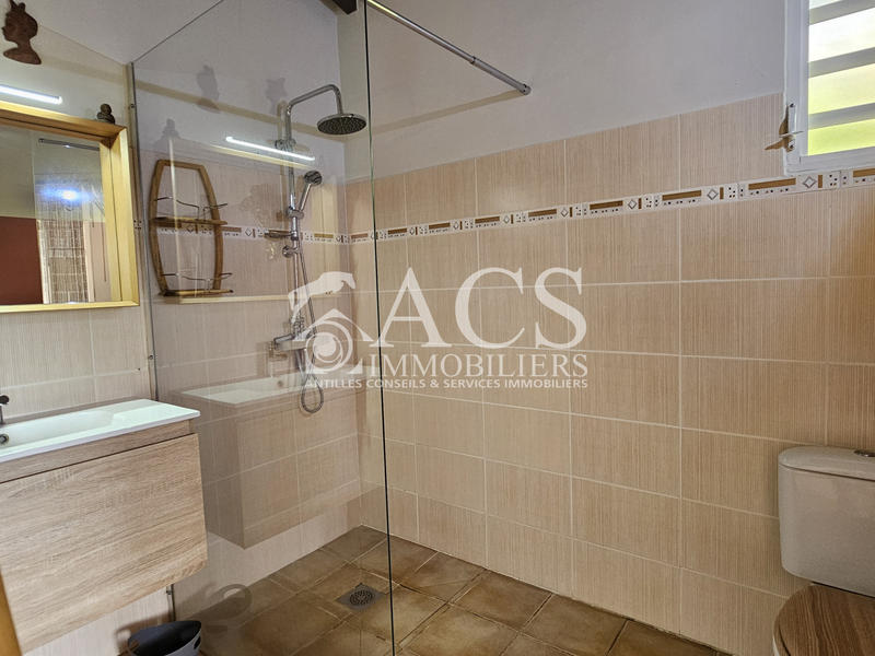 Maison - 98 m² - 4 pièces