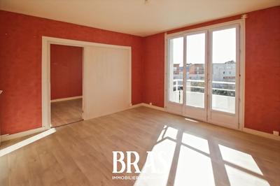 Appartement - 65 m² - 4 pièces