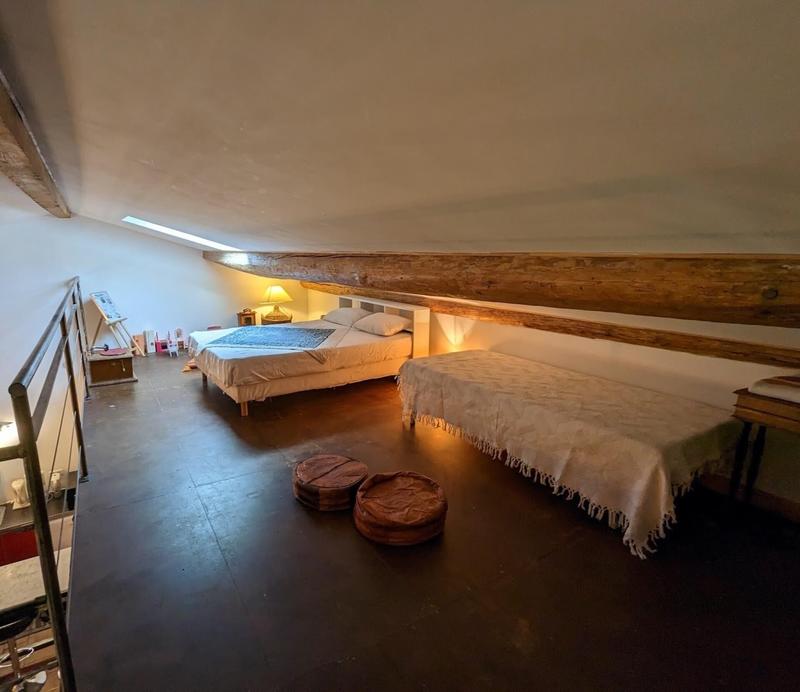 Maison - 200 m² - 10 pièces