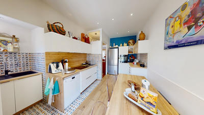 Appartement - 99 m² - 4 pièces