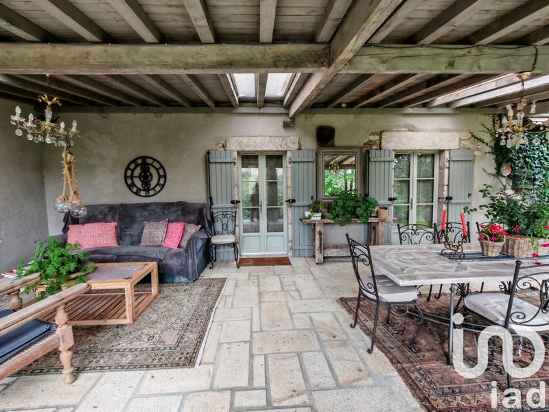 Maison - 239 m² - 7 pièces