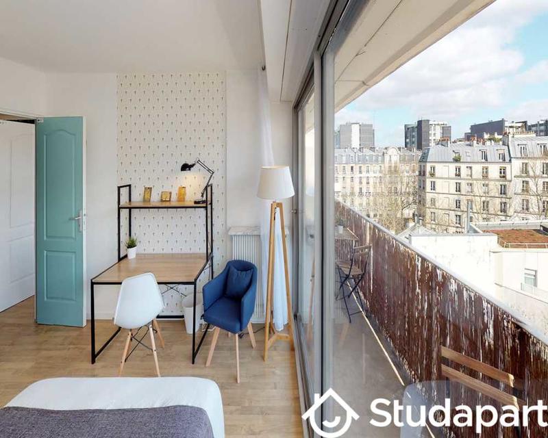 Chambre - 80 m² - 1 pièce