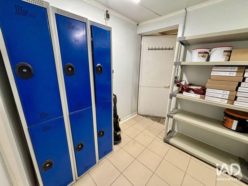 Local commercial - 200 m²